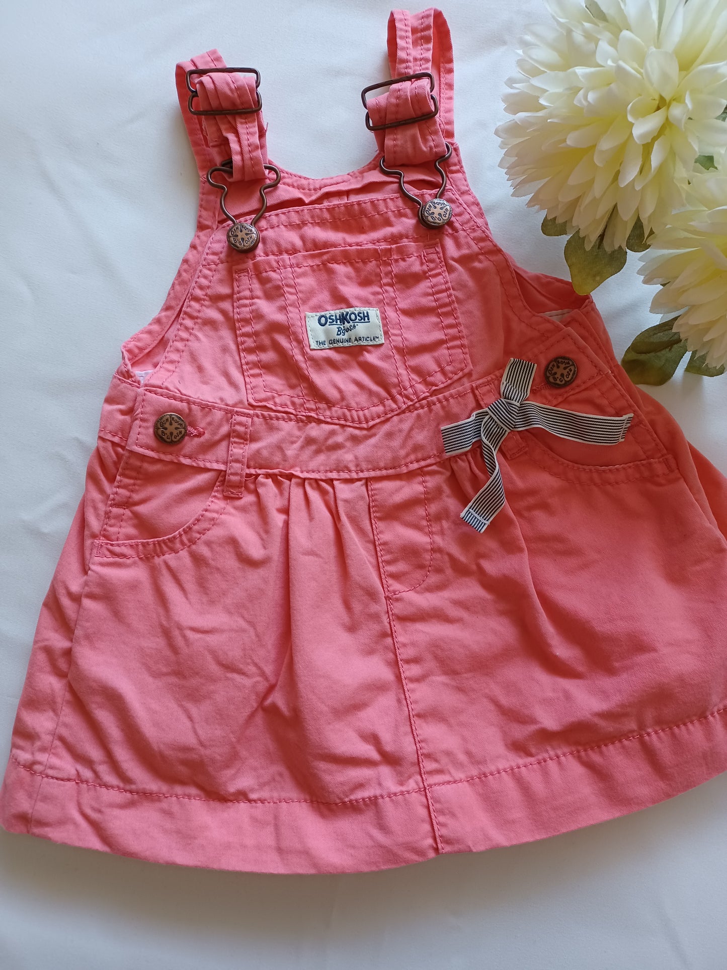 Robe OshKosh 9 mois